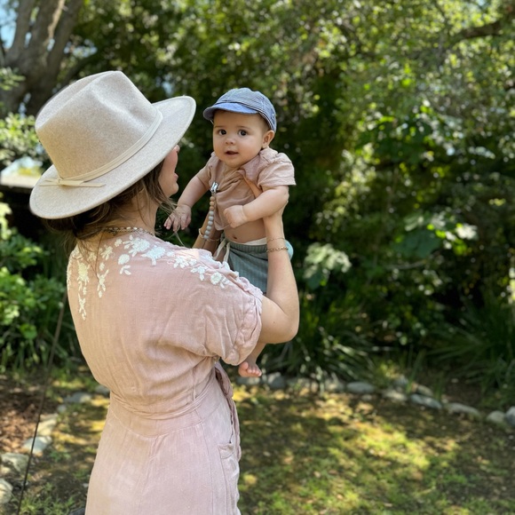 Meet your Posher, Carissa - Picture 1 of 1